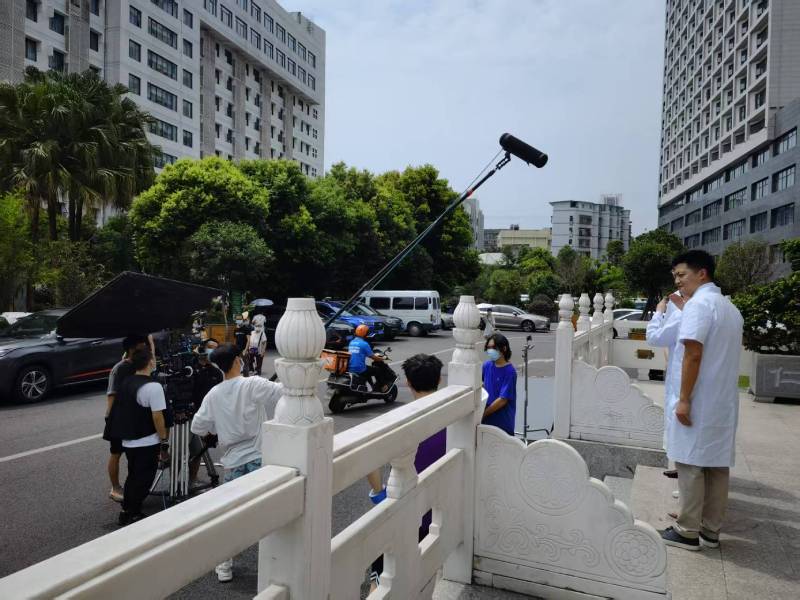 博湖县广告片拍摄公司低成本实现高规格制作的诀窍